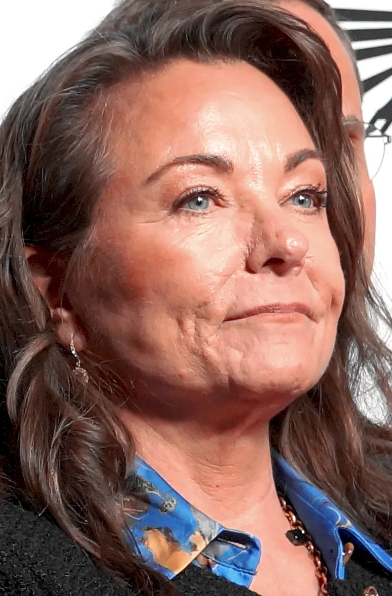 Theresa Russell